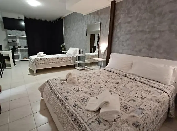 Chowdhury House Alojamento de Acomodação e Pequeno-almoço Mestre