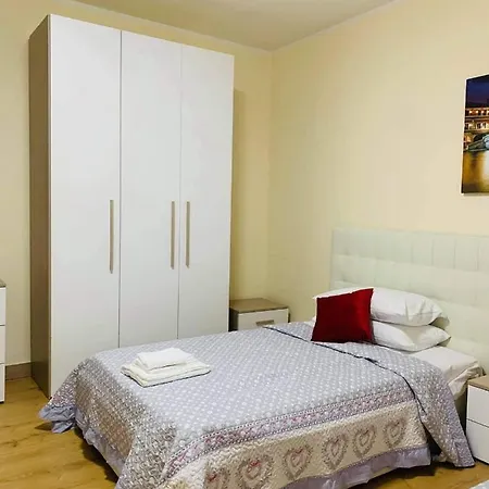 Bed & Breakfast Chowdhury House *