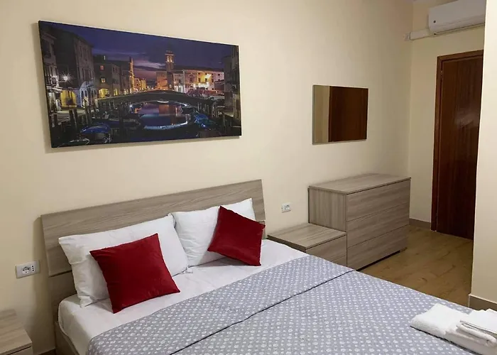 Bed & Breakfast Chowdhury House