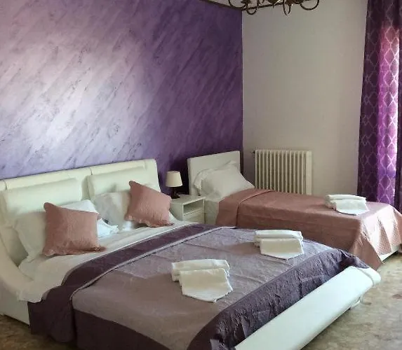 Bed & Breakfast Chowdhury House *