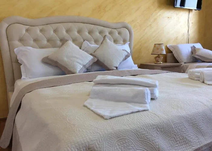 Bed & Breakfast Chowdhury House