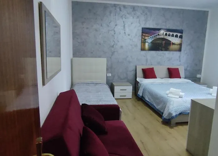 Bed & Breakfast Chowdhury House