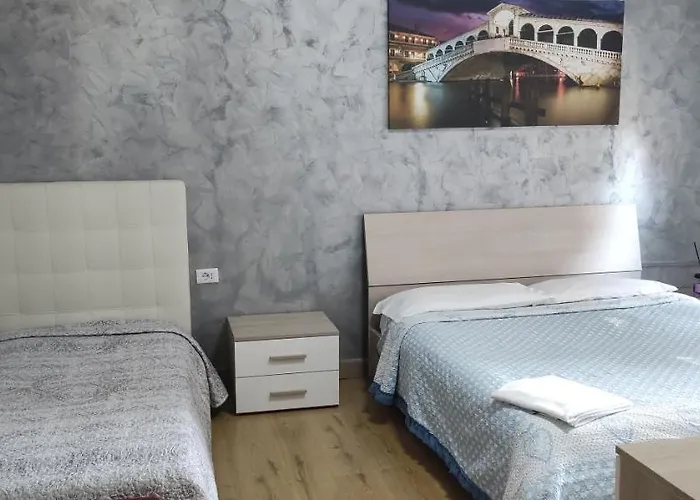 Bed & Breakfast Chowdhury House *