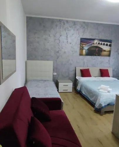 Bed & Breakfast Chowdhury House *