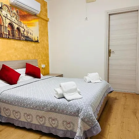 Chowdhury House * Mestre