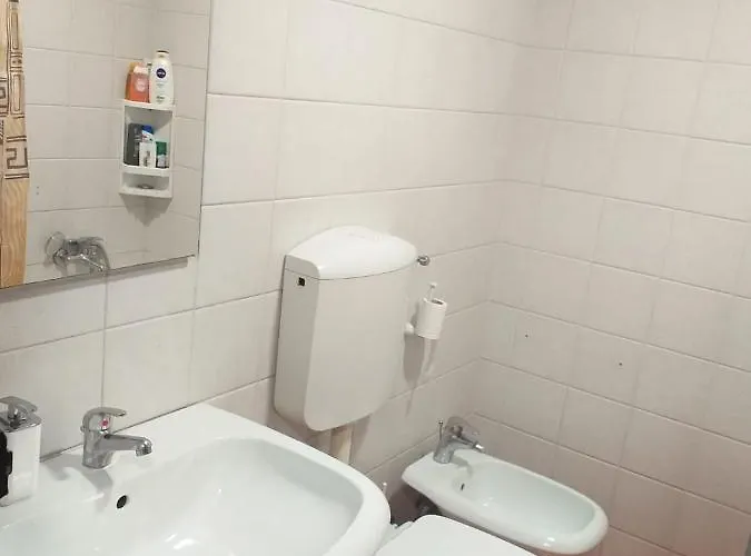 Chowdhury House Frühstückspension *