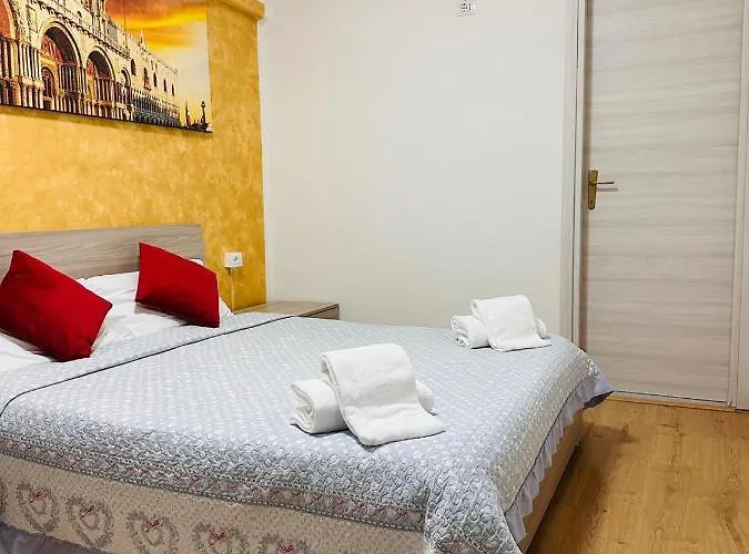 Chowdhury House * Mestre